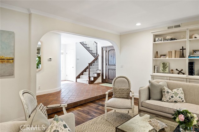 2200 Elm Avenue, Manhattan Beach, California 90266, 4 Bedrooms Bedrooms, ,3 BathroomsBathrooms,Residential,Sold,Elm,SB21076957