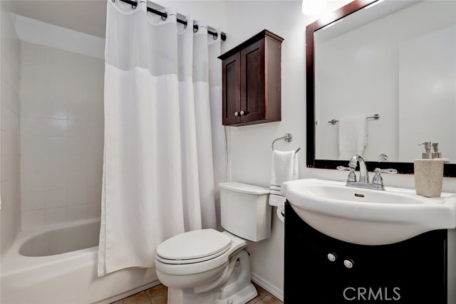 1108 Camino Real, Redondo Beach, California 90277, 3 Bedrooms Bedrooms, ,1 BathroomBathrooms,Residential,Sold,Camino Real,SB20124085