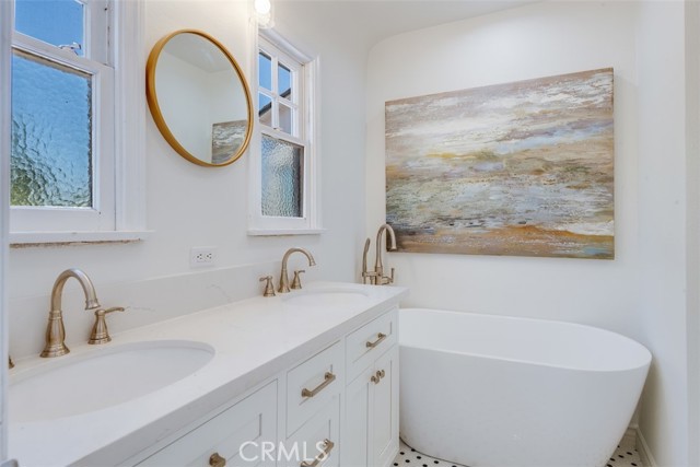 26633 Westvale Road, Palos Verdes Peninsula, California 90274, 3 Bedrooms Bedrooms, ,2 BathroomsBathrooms,Residential,Sold,Westvale,PV21132704