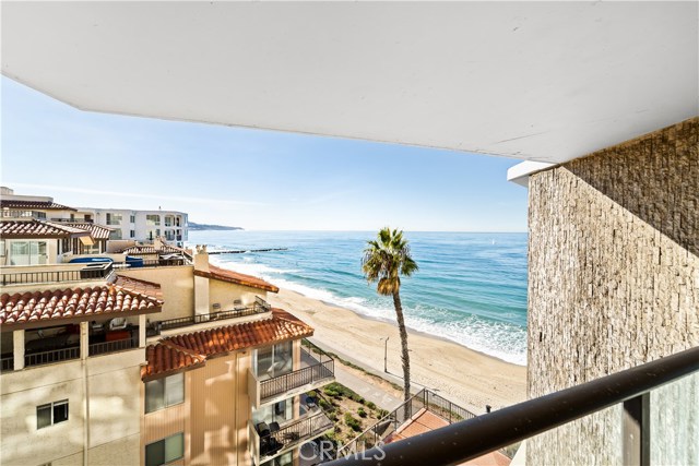 531 Esplanade, Redondo Beach, California 90277, 2 Bedrooms Bedrooms, ,2 BathroomsBathrooms,Residential,Sold,Esplanade,SB20260147