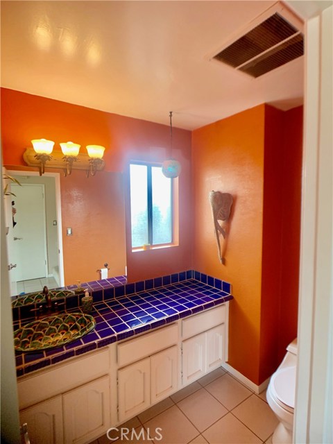 1804 Marshallfield Lane, Redondo Beach, California 90278, 3 Bedrooms Bedrooms, ,2 BathroomsBathrooms,Residential,Sold,Marshallfield Lane,DW19047039