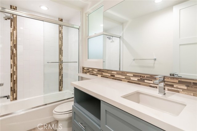 2410 Grant Avenue, Redondo Beach, California 90278, 4 Bedrooms Bedrooms, ,3 BathroomsBathrooms,Residential,Sold,Grant,SB18208181