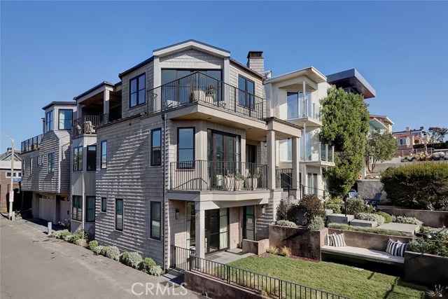 202 Ocean Drive, Manhattan Beach, California 90266, 5 Bedrooms Bedrooms, ,5 BathroomsBathrooms,Residential,Sold,Ocean,SB20025552