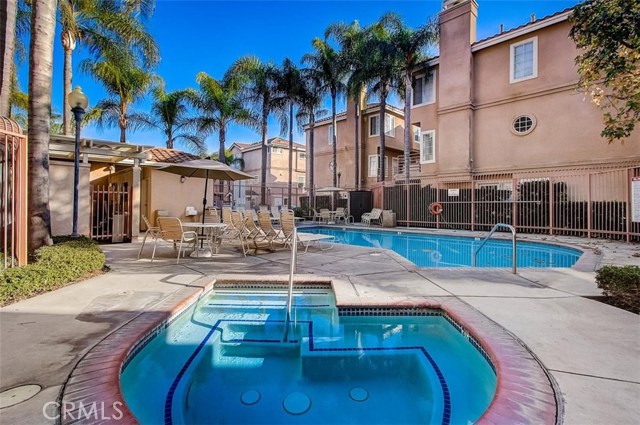 3 Bed Home for Sale in Hawthorne, California