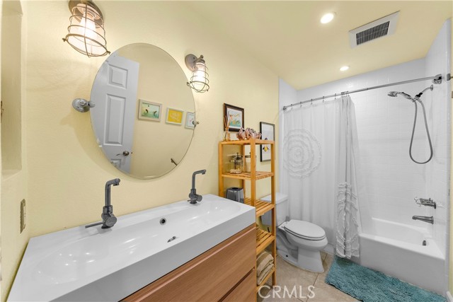 2216 Nelson Avenue, Redondo Beach, California 90278, 3 Bedrooms Bedrooms, ,2 BathroomsBathrooms,Residential,Sold,Nelson,SB21077394