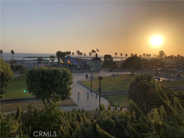 250 The Village, Redondo Beach, California 90277, 1 Bedroom Bedrooms, ,1 BathroomBathrooms,Residential,Sold,The Village,PV20097741