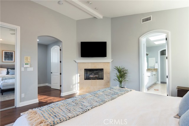 848 12th Court, Manhattan Beach, California 90266, 4 Bedrooms Bedrooms, ,4 BathroomsBathrooms,Residential,Sold,12th,SB18247758