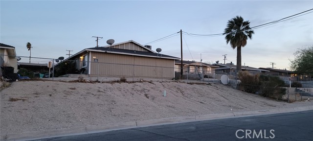 Detail Gallery Image 1 of 1 For 2574 Main Street, Barstow,  CA 92311 - – Beds | – Baths