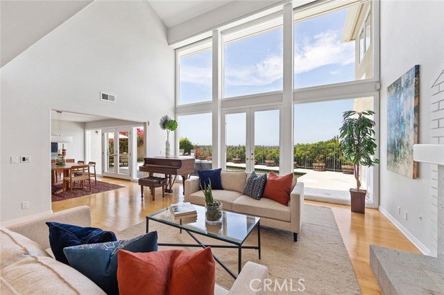 Photo of 18671 Via Palatino, Irvine, CA 92603