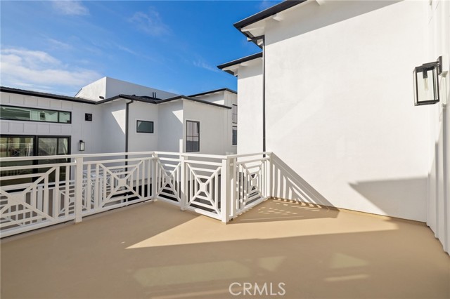 2114 Carnegie Lane, Redondo Beach, California 90278, 4 Bedrooms Bedrooms, ,4 BathroomsBathrooms,Residential,Sold,Carnegie,SB21029726