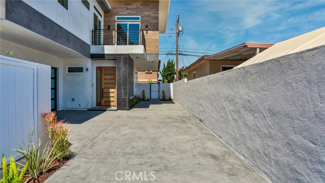 2203 Ruhland Avenue, Redondo Beach, California 90278, 4 Bedrooms Bedrooms, ,3 BathroomsBathrooms,Residential,Sold,Ruhland,PV20081344