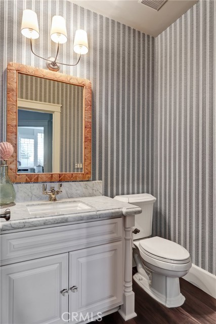 569 35th Street, Manhattan Beach, California 90266, 5 Bedrooms Bedrooms, ,5 BathroomsBathrooms,Residential,Sold,35th,SB19044289