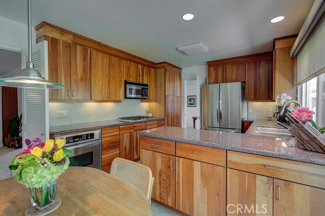 28620 Covecrest Drive, Rancho Palos Verdes, California 90275, 4 Bedrooms Bedrooms, ,1 BathroomBathrooms,Residential,Sold,Covecrest,PV18140318
