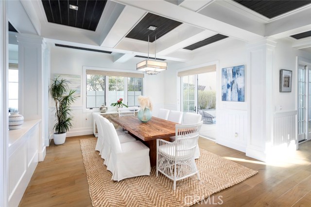 Formal dining room