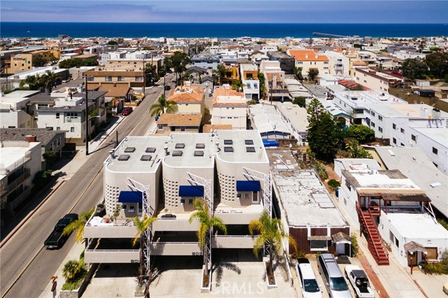 805 Bard Street, Hermosa Beach, California 90254, 2 Bedrooms Bedrooms, ,1 BathroomBathrooms,Residential,Sold,Bard,SB17152128