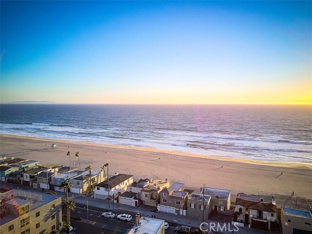 132 35th Place, Hermosa Beach, California 90254, 2 Bedrooms Bedrooms, ,2 BathroomsBathrooms,Residential,Sold,35th,SB19057826