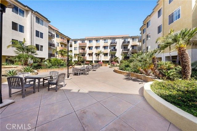 2 Bed Home for Sale in Playa Vista, California