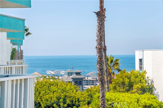 Balcony close up showing the landscaped grounds, Redondo pier and the big blue Pacific!