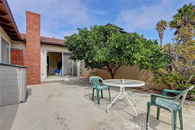 1910 Spreckels Lane, Redondo Beach, California 90278, 4 Bedrooms Bedrooms, ,2 BathroomsBathrooms,Residential,Sold,Spreckels,SB18237055