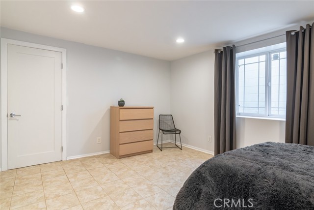 706 Serpentine Street, Redondo Beach, California 90277, 4 Bedrooms Bedrooms, ,2 BathroomsBathrooms,Residential,Sold,Serpentine,SB21039323