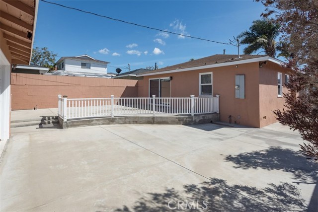 1027 Avenue B, Redondo Beach, California 90277, 3 Bedrooms Bedrooms, ,1 BathroomBathrooms,Residential,Sold,Avenue B,PV18045600