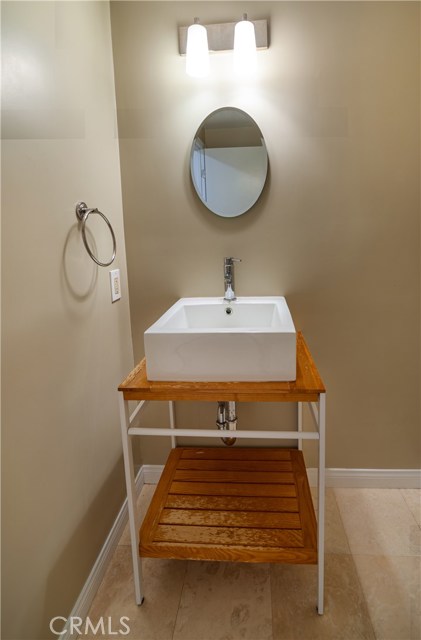 2421 Vanderbilt Lane, Redondo Beach, California 90278, 3 Bedrooms Bedrooms, ,2 BathroomsBathrooms,Residential,Sold,Vanderbilt,SB20064087