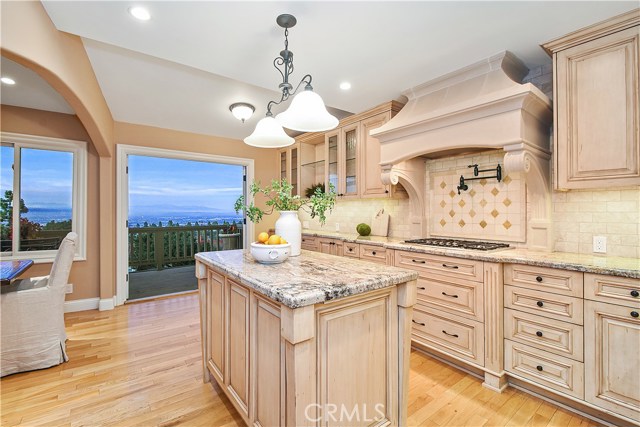 79 Cypress Way, Rolling Hills Estates, California 90274, 2 Bedrooms Bedrooms, ,2 BathroomsBathrooms,Residential,Sold,Cypress,PV19197789