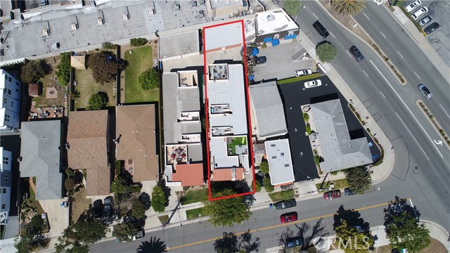 303 S Lucia, Redondo Beach, California 90277, ,Residential Income,Sold,S Lucia,SB18096816