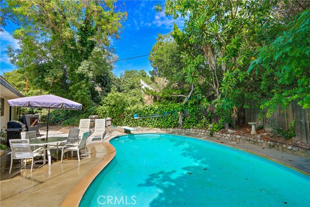 1 Sweetgrass, Rolling Hills Estates, California 90274, 3 Bedrooms Bedrooms, ,3 BathroomsBathrooms,Residential,Sold,Sweetgrass,SB17175278