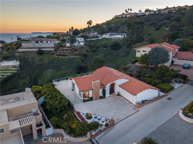 3360 Crownview Drive, Rancho Palos Verdes, California 90275, 3 Bedrooms Bedrooms, ,2 BathroomsBathrooms,Residential,Sold,Crownview,SB19019883