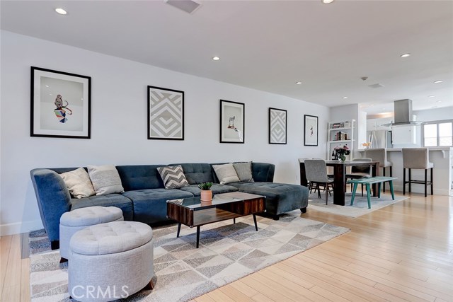 2520 Graham Avenue, Redondo Beach, California 90278, 2 Bedrooms Bedrooms, ,1 BathroomBathrooms,Residential,Sold,Graham,SB20150608