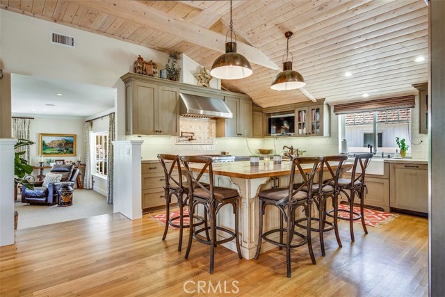 37 Dapplegray Lane, Rolling Hills Estates, California 90274, 4 Bedrooms Bedrooms, ,3 BathroomsBathrooms,Residential,Sold,Dapplegray,PV19062488