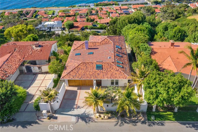 1661 Via Arriba, Palos Verdes Estates, California 90274, 4 Bedrooms Bedrooms, ,3 BathroomsBathrooms,Residential,Sold,Via Arriba,SB20096451