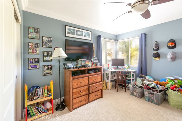 727 Lucia Avenue, Redondo Beach, California 90277, 3 Bedrooms Bedrooms, ,2 BathroomsBathrooms,Residential,Sold,Lucia,SB17222950