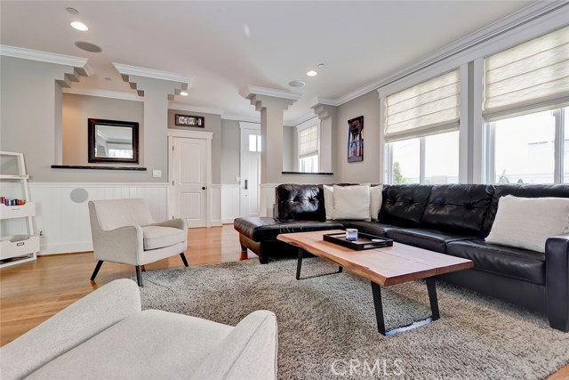2209 Nelson Avenue, Redondo Beach, California 90278, 4 Bedrooms Bedrooms, ,2 BathroomsBathrooms,Residential,Sold,Nelson,SB20100855