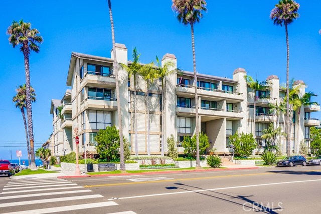 1007 Catalina Avenue, Redondo Beach, California 90277, 2 Bedrooms Bedrooms, ,2 BathroomsBathrooms,Residential,Sold,Catalina,PW20159494