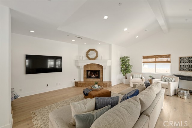 2518 Grant Avenue, Redondo Beach, California 90278, 3 Bedrooms Bedrooms, ,2 BathroomsBathrooms,Residential,Sold,Grant,SB21052990