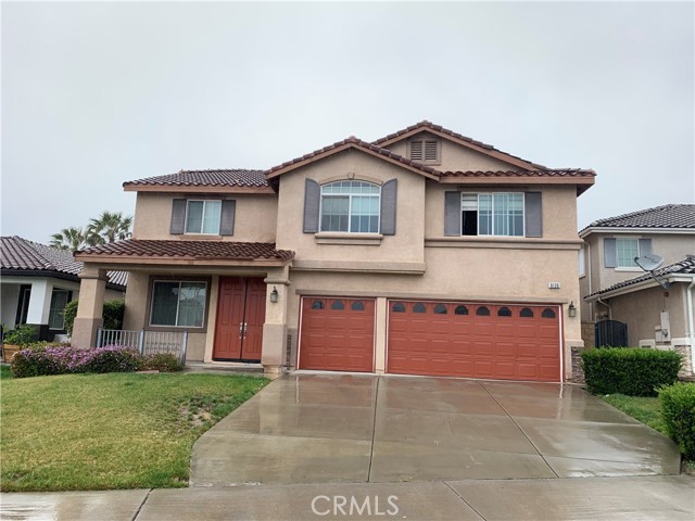 Fontana, CA 92336,6136 Glen Abbey WAY