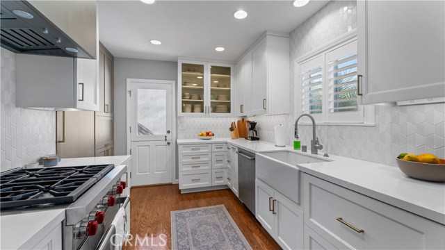 1906 Nelson Avenue, Redondo Beach, California 90278, 3 Bedrooms Bedrooms, ,2 BathroomsBathrooms,Residential,Sold,Nelson,SB21009016