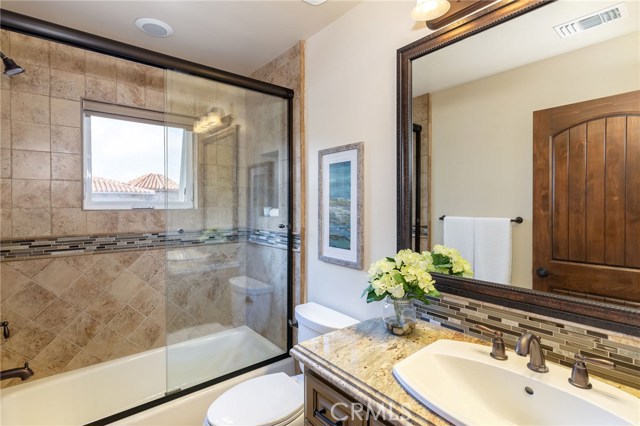 2101 Faymont Avenue, Manhattan Beach, California 90266, 4 Bedrooms Bedrooms, ,4 BathroomsBathrooms,Residential,Sold,Faymont,SB19142312