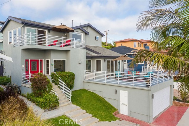 323 Avenue G, Redondo Beach, California 90277, 4 Bedrooms Bedrooms, ,1 BathroomBathrooms,Residential,Sold,Avenue G,PV21158630