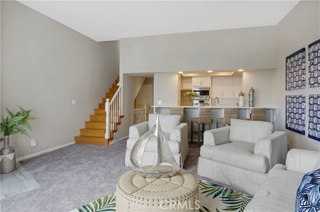 653 Manhattan Beach Boulevard, Manhattan Beach, California 90266, 2 Bedrooms Bedrooms, ,2 BathroomsBathrooms,Residential,Sold,Manhattan Beach,SB19095125