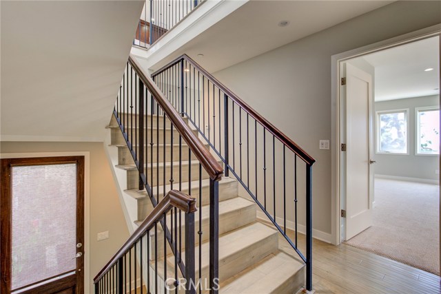 931 1st Street, Hermosa Beach, California 90254, 3 Bedrooms Bedrooms, ,2 BathroomsBathrooms,Residential,Sold,1st,SB19229555