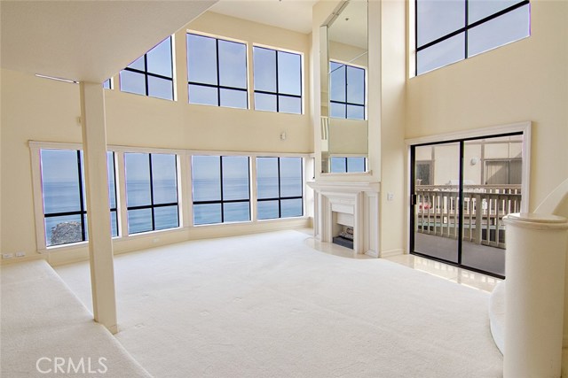 625 Esplanade, Redondo Beach, California 90277, 3 Bedrooms Bedrooms, ,1 BathroomBathrooms,Residential,Sold,Esplanade,SB17092433