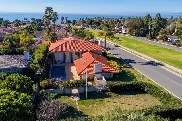 716 Paseo Lunado, Palos Verdes Estates, California 90274, 5 Bedrooms Bedrooms, ,2 BathroomsBathrooms,Residential,Sold,Paseo Lunado,PV18230418