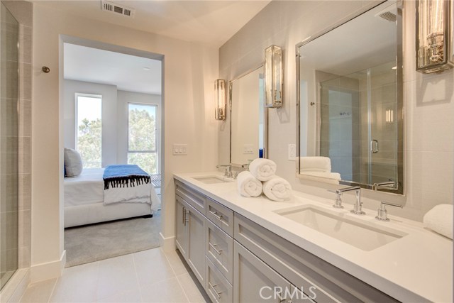 1920 Pacific Coast Highway, Redondo Beach, California 90277, 2 Bedrooms Bedrooms, ,2 BathroomsBathrooms,Residential,Sold,Pacific Coast Highway,OC20096225