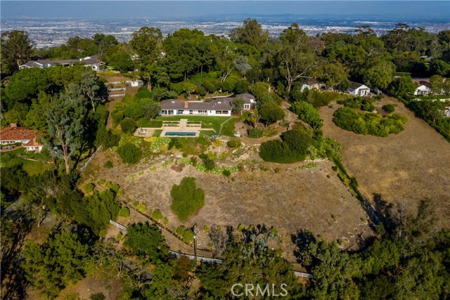 2 Spur Lane, Rolling Hills, California 90274, 6 Bedrooms Bedrooms, ,2 BathroomsBathrooms,Residential,Sold,Spur,PV20123777