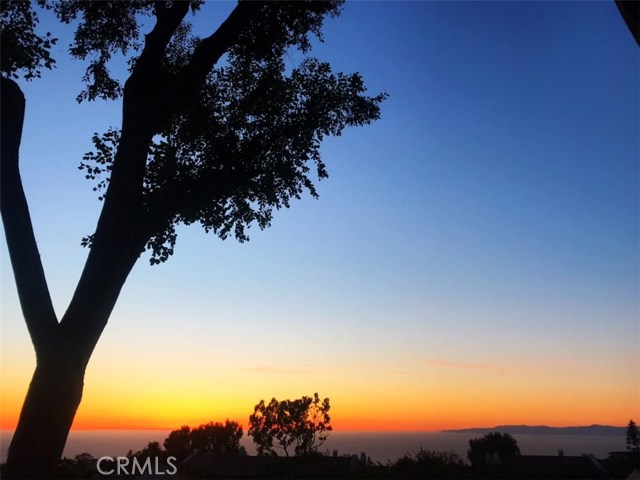 Stunning Ocean, Sunset and Malibu views from community path