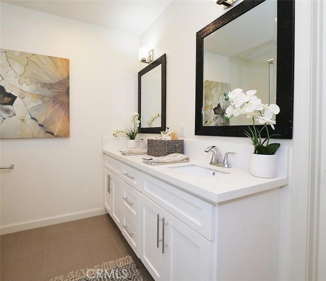 2108 Rockefeller Lane, Redondo Beach, California 90278, 2 Bedrooms Bedrooms, ,2 BathroomsBathrooms,Residential,Sold,Rockefeller,PV21128723