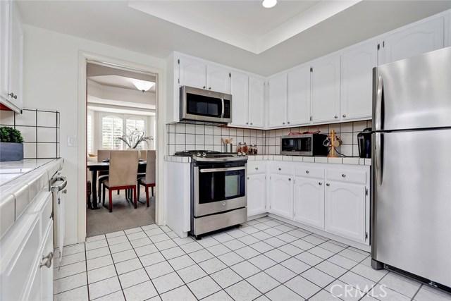 1915 Ernest Avenue, Redondo Beach, California 90278, 3 Bedrooms Bedrooms, ,2 BathroomsBathrooms,Residential,Sold,Ernest,SB18258567
